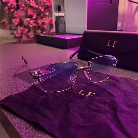 Lux Frames .